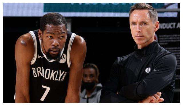 福布斯体育：勇士加入字母争夺战，可提供4首轮+追梦等筹码