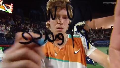 WNBA球星阿贾威尔逊称阿德巴约是生命伴侣，期待组建家庭