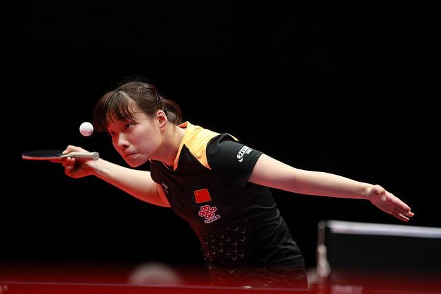 十人博洛尼亚0-0战平布兰，里科吉安尼斯染红