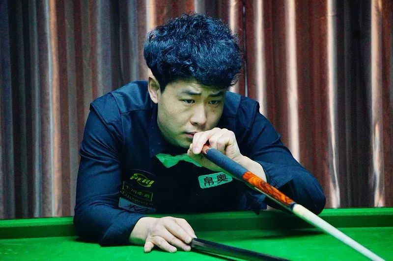 深厚的板凳 深厚的板凳